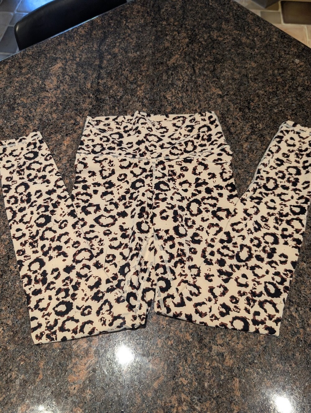 Colorfulkoala Leopard Print Leggings | Size S Gym & Workout